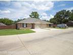 805 W Main St - Bullard, TX 75757 - Home For Rent