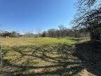 203 The Forest Rd, Dale, TX 78616
