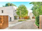 Richmond, Richmond upon Thames, 6 bedroom house for sale in Carlile Place