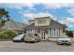 Newquay, Cornwall TR7 7 bed property for sale -