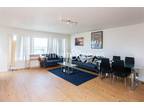 2 bed flat to rent in Heritage Avenue, NW9, London