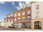 2 bed flat for sale in The Leasowes, B90, Solihull
