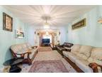 6 bed house for sale in Lindsay Drive, HA3, Harrow