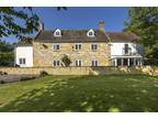 5 bedroom detached house for sale in Buckland Road, Childswickham, Broadway