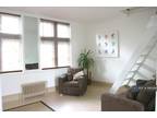 2 bedroom flat for rent in Chiswick High Road, London, W4