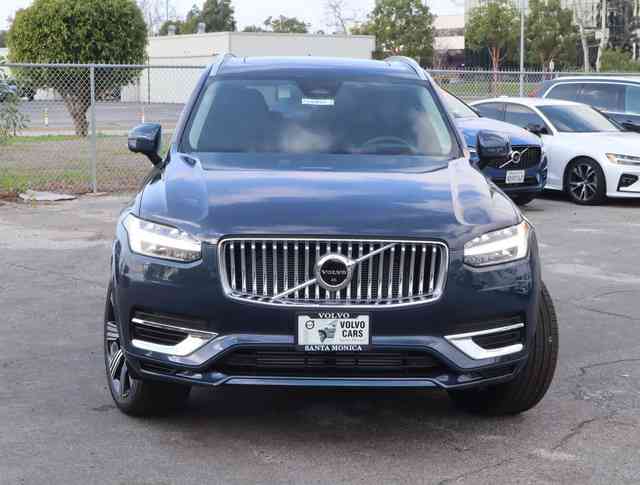 2024 Volvo XC90 Recharge Plug-In Hybrid Ultimate