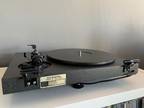 Vintage SOTA Moonbeam Turntable W/Jelco Tonearm, Grado MT+ Cartridge, Lid