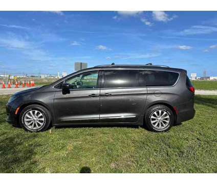 2018 Chrysler Pacifica for sale is a 2018 Chrysler Pacifica Car for Sale in West Palm Beach FL