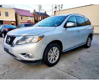 2015 Nissan Pathfinder for sale is a White 2015 Nissan Pathfinder Car for Sale in Berryville VA