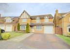 5 bedroom detached house for sale in Lexden Close, Wootton, Northampton, NN4