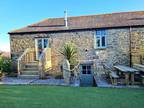 Tregavethan, Truro 3 bed barn conversion to rent - £1,600 pcm (£369 pw)