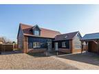 4 bed house for sale in Church View, LU5, Dunstable