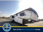 2024 Jayco Pinnacle 37MDQS 42ft