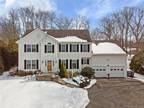 141 Kimberly Ln Watertown, CT