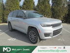 2024 Jeep grand cherokee Silver, 27 miles