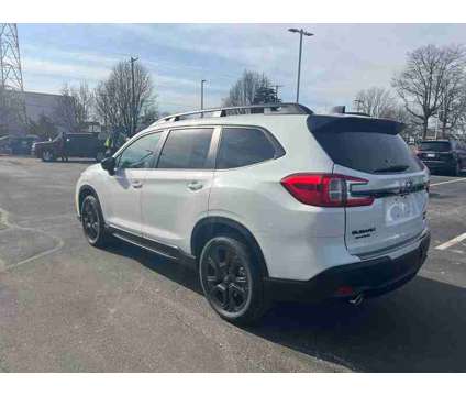 2024 Subaru Ascent Onyx Edition is a White 2024 Subaru Ascent SUV in Fort Wayne IN
