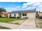 1027 E Acacia Ave, Hemet, CA 92543