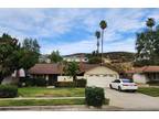 3884 Croydon St, Highland, CA 92346