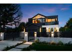 15602 Morrison St, Sherman Oaks, CA 91403