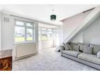 2 bed flat for sale in Robinhood Green, BR5, Orpington