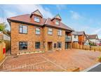 2 bedroom flat for sale in Smitham Downs Road, Purley, CR8