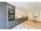 1 bedroom flat for sale in Smitham Downs Road, Purley, CR8