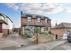3 bed house for sale in Mill Road, BN15, Lancing