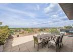 Putney Hill, Greater London, 2 bedroom flat/apartment for sale in Chartfield