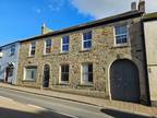 2 The Chambers Barclays House, 17 Queen Street, Lostwithiel 1 bed apartment for
