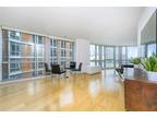 Blackwall, Greater London, 2 bedroom flat/apartment for sale in Ontario Tower