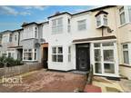 3 bedroom terraced house for sale in Fairfax Drive, Westcliff-On-Sea, SS0