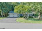 11909 Fallen Holly Court, Great Falls, VA 22066