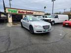 2012 Chrysler 300 Base 4dr Sedan