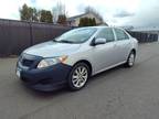 2010 Toyota Corolla LE 4dr Sedan 4A