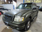 2004 Ford Explorer Sport Trac 4dr 126 WB XLT