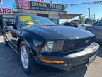 2005 Ford Mustang 2dr Conv Deluxe