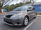 2011 Toyota Sienna 5dr V6 LE 7-Pass FWD Mobility