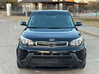 IMMACULATE Kia Soul + Auto /CLEAN CARFAX/