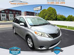 2012 Toyota Sienna 5dr 7-Pass Van V6 LE AAS FWD