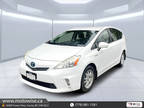 2013 Toyota Prius v 5dr Wgn Two