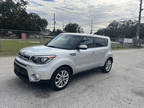 2017 Kia Soul + Auto