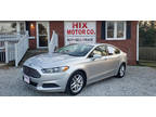 2016 Ford Fusion 4dr Sdn SE FWD