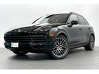 2023 Porsche Cayenne Platinum Edition