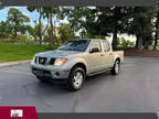 2007 Nissan Frontier Crew Cab LE Pickup 4D 5 ft