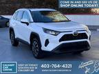 2020 Toyota RAV4 LE AWD $199B/W /w Back-up Camera, Heated Seats, Parking Assist.