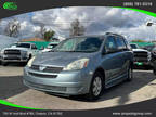 2004 Toyota Sienna CE Minivan 4D