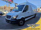 2015 Mercedes-Benz Sprinter 2500 Toit Haut 170 $230/Semaine