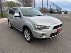 2011 Mitsubishi Outlander SE AWD 4dr SUV