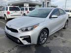 2021 Kia Forte FE 4dr Sedan 6M