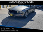 2005 Ford Mustang V6 Deluxe 2dr Convertible